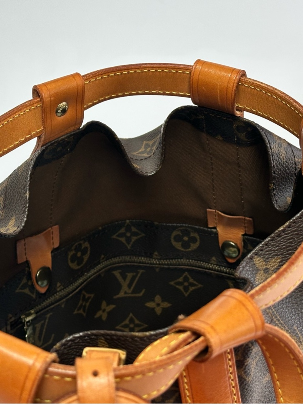 Louis Vuitton LV Brown GM Monogram Travel Duffel Backpack Cabin Friendly France - Picture 8 of 16